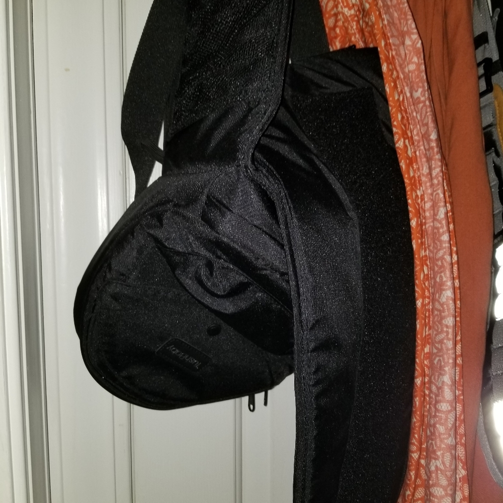 Tushbaby hip carrier black